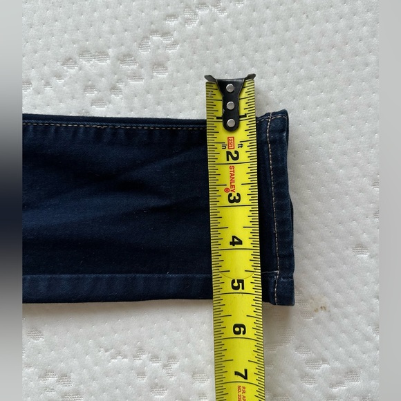 Levi's 710 Super Skinny Dark Wash Jeans, size 26 - Picture 9 of 13